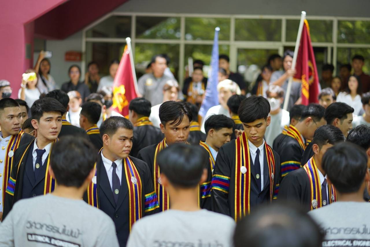 รูปศิษย์เก่า