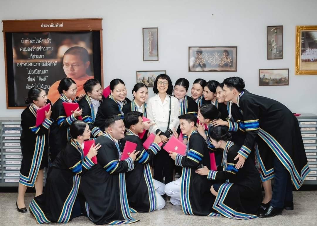 รูปศิษย์เก่า