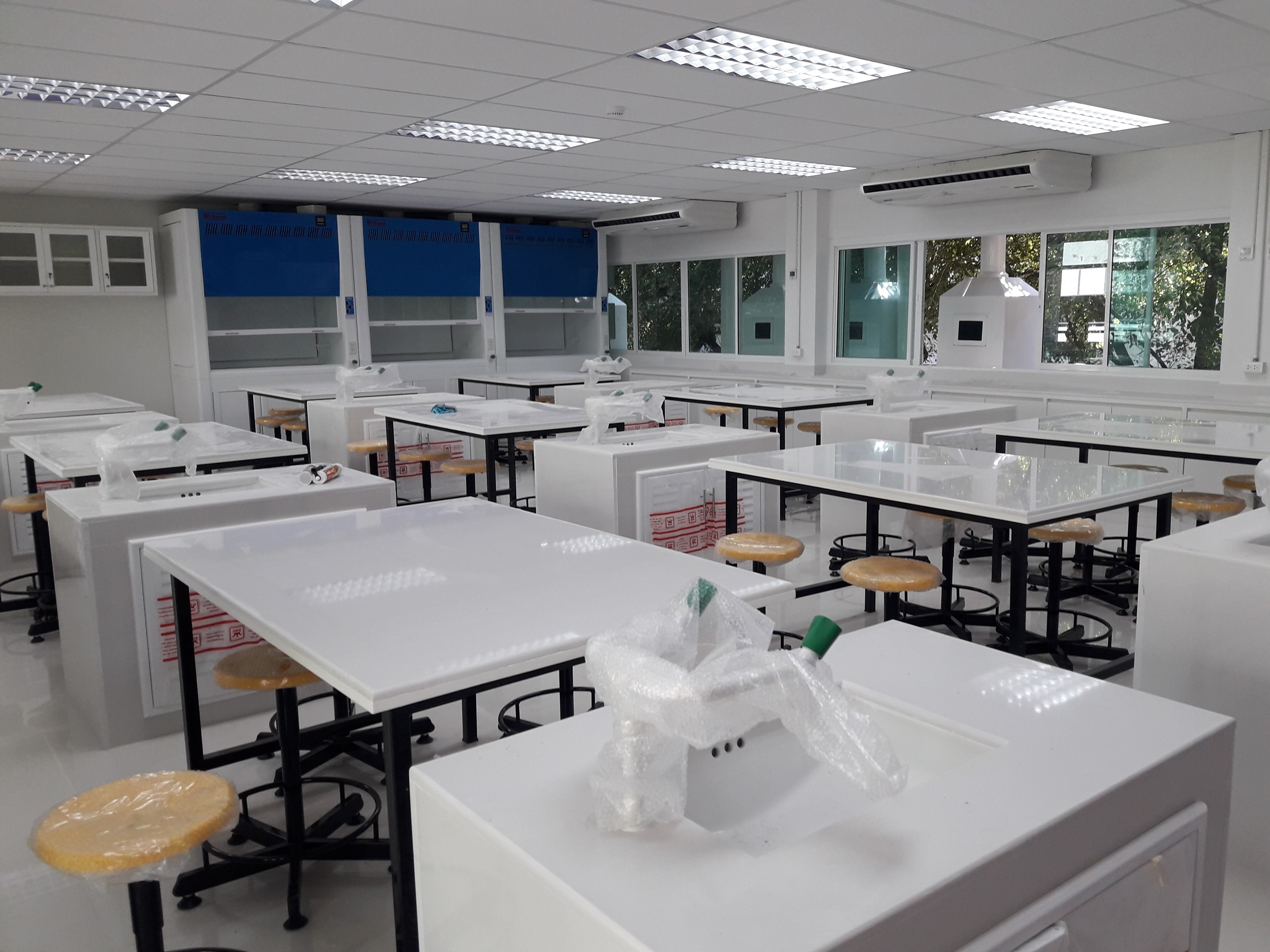 รูปห้องปฏิบัติการ