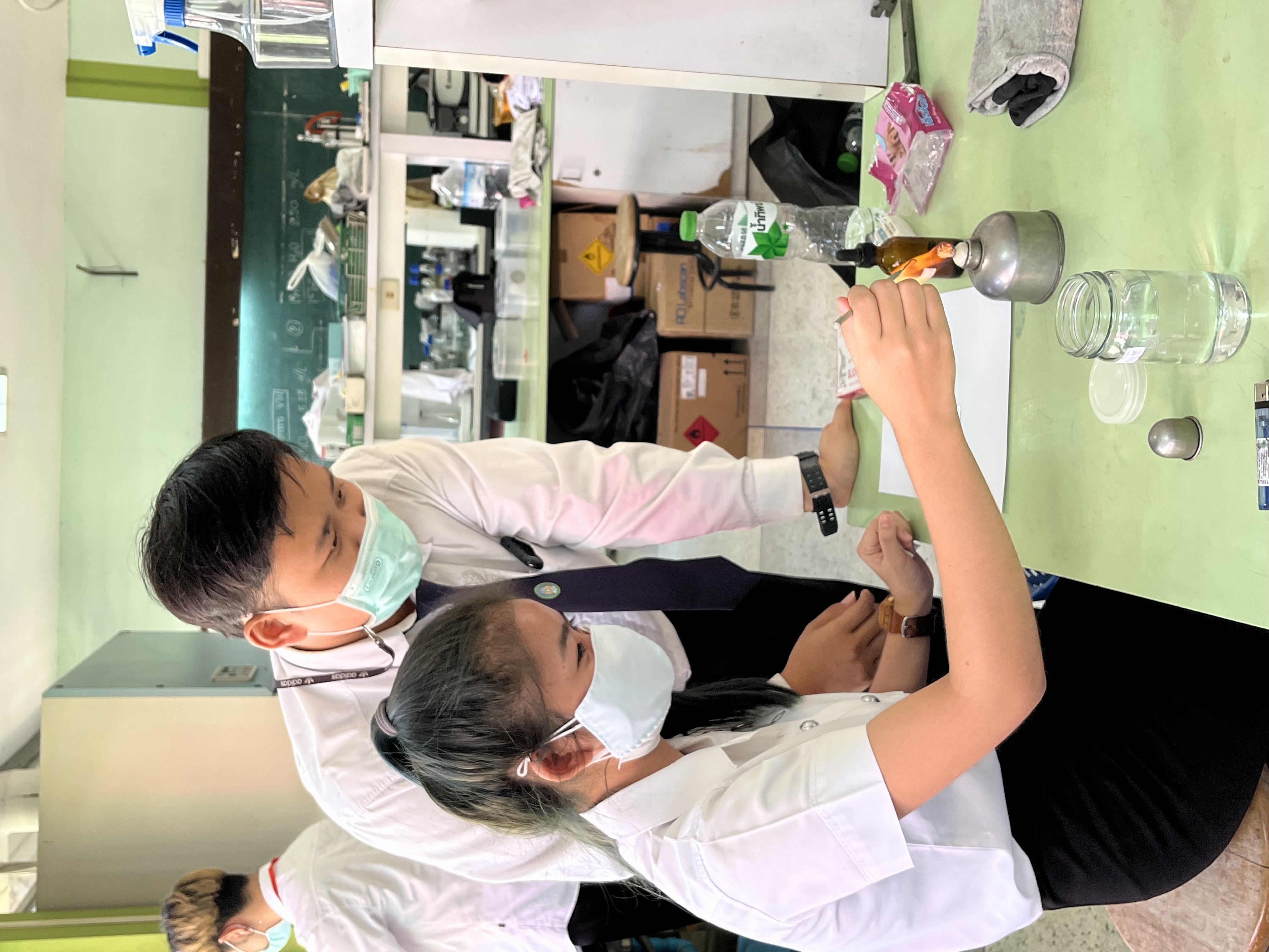 รูปห้องปฏิบัติการ