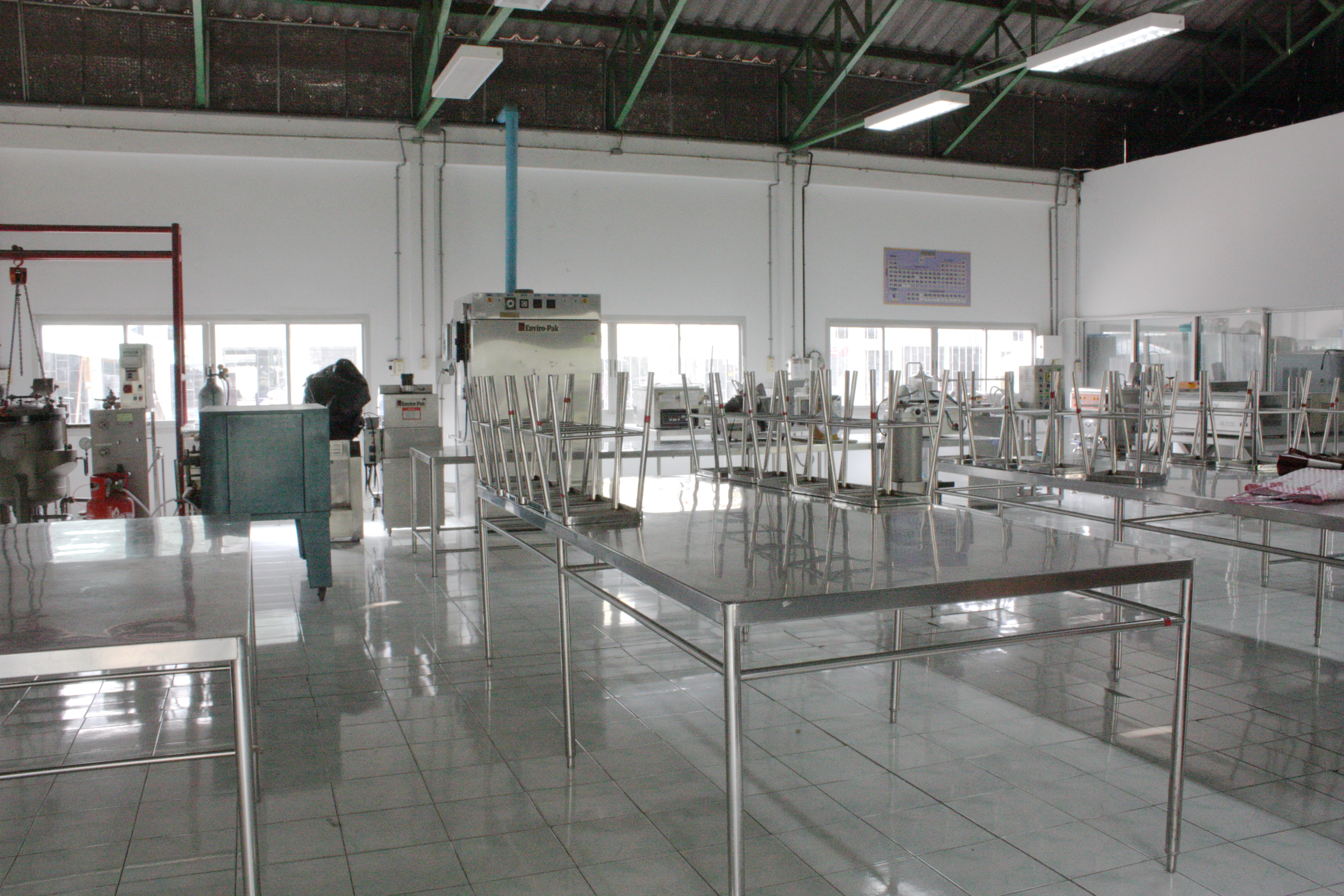 รูปห้องปฏิบัติการ