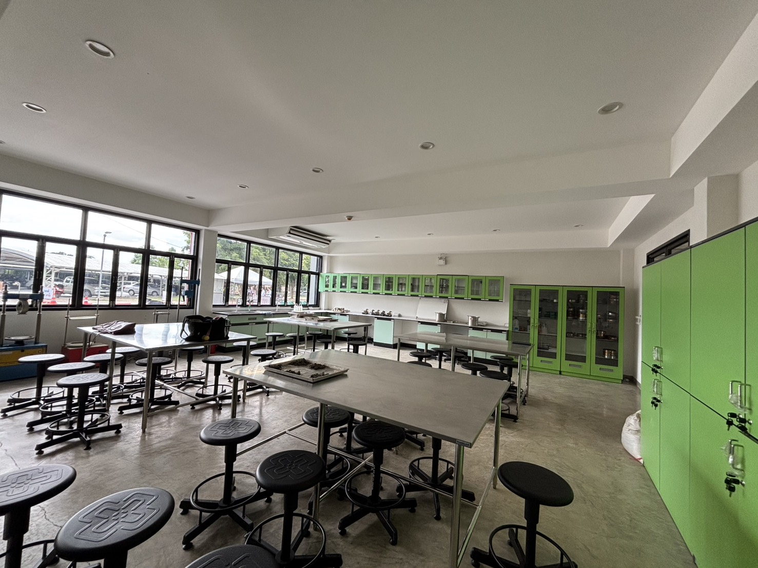 รูปห้องปฏิบัติการ