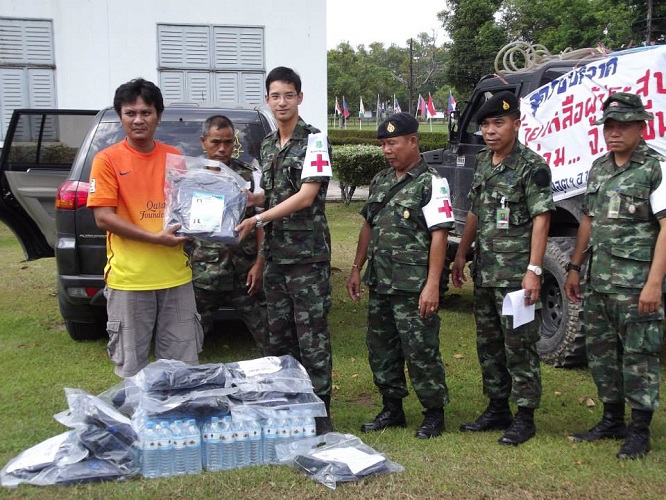 คณะวิทยาศาสตร์และเทคโนโลยี ช่วยเหลือน้ำท่วม จังหวัดปราจีณบุรี 1-3 พ.ย. 2556