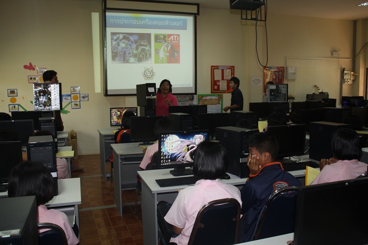 คณะวิทยาศาสตร์และเทคโนโลยี จัดโครงการออกค่ายตามแนวพระราชดำริ