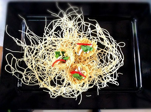 ทำหมี่กรอบชาววัง