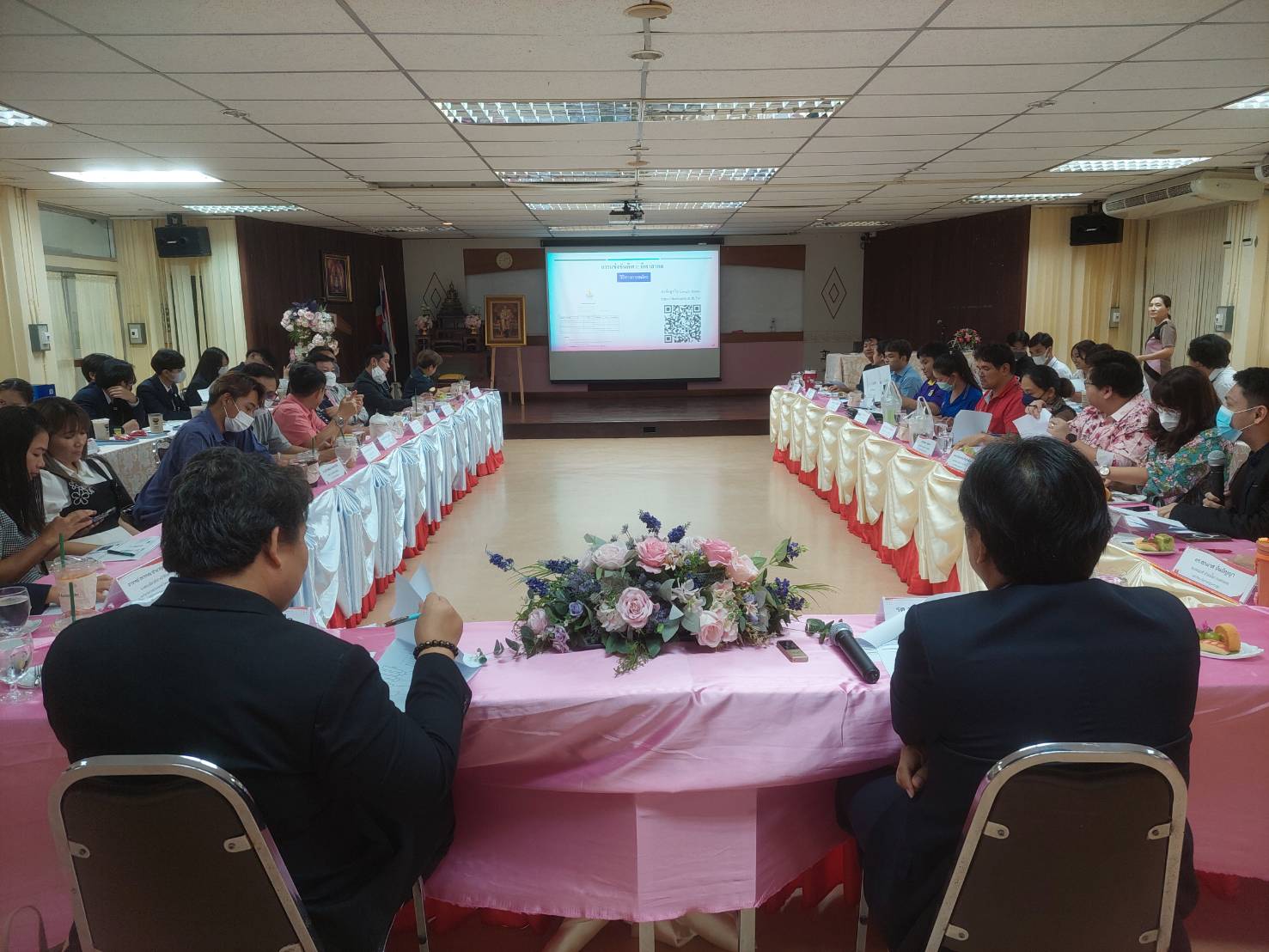 会议讨论体育赛事的组织以加强网络关系理工学院 9 所大学 第 10 名