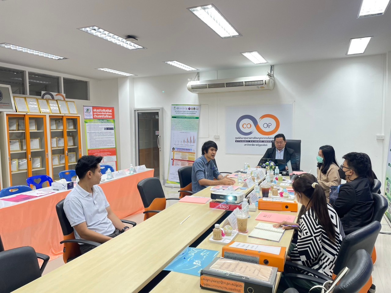 科学技术学院合作教育组佛统皇家大学CWIE 系统研究