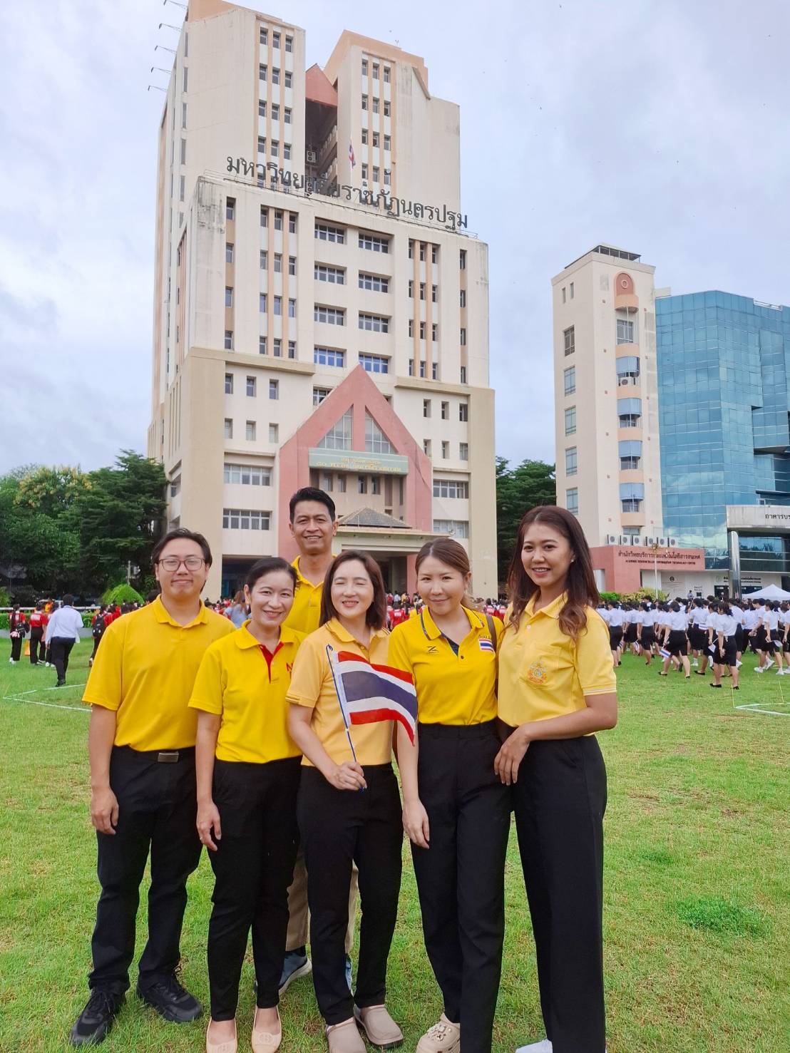 มหาวิทยาลัยราชภัฏนครปฐม ร่วมแสดงพลังในกิจกรรม 