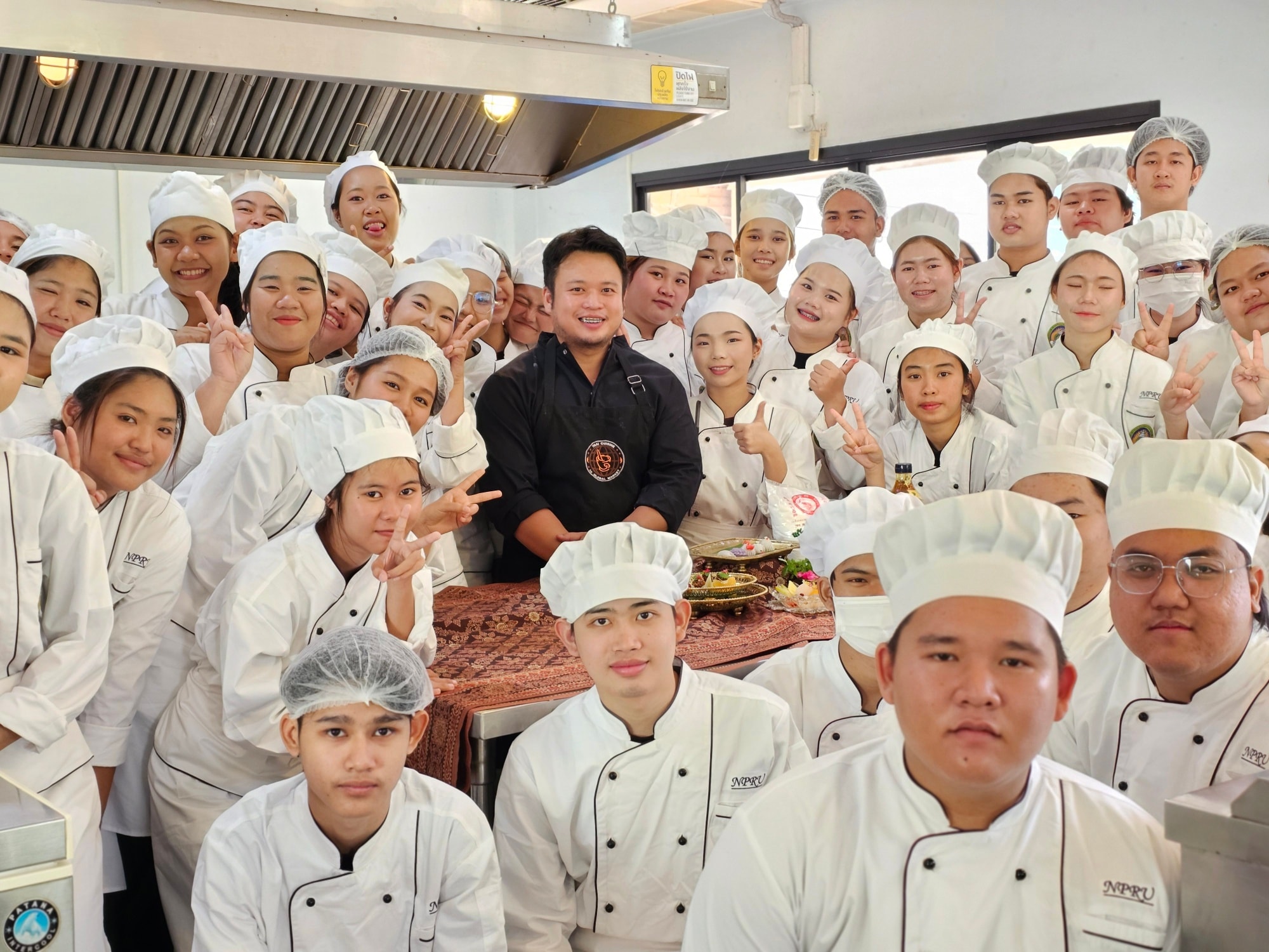 โครงการอบรมเชิงปฏิบัติการให้แก่นักศึกษาชั้นปีที่ 1 สาขาวิชาการจัดการอาหาร วันที่ 16 ธันวาคม 68