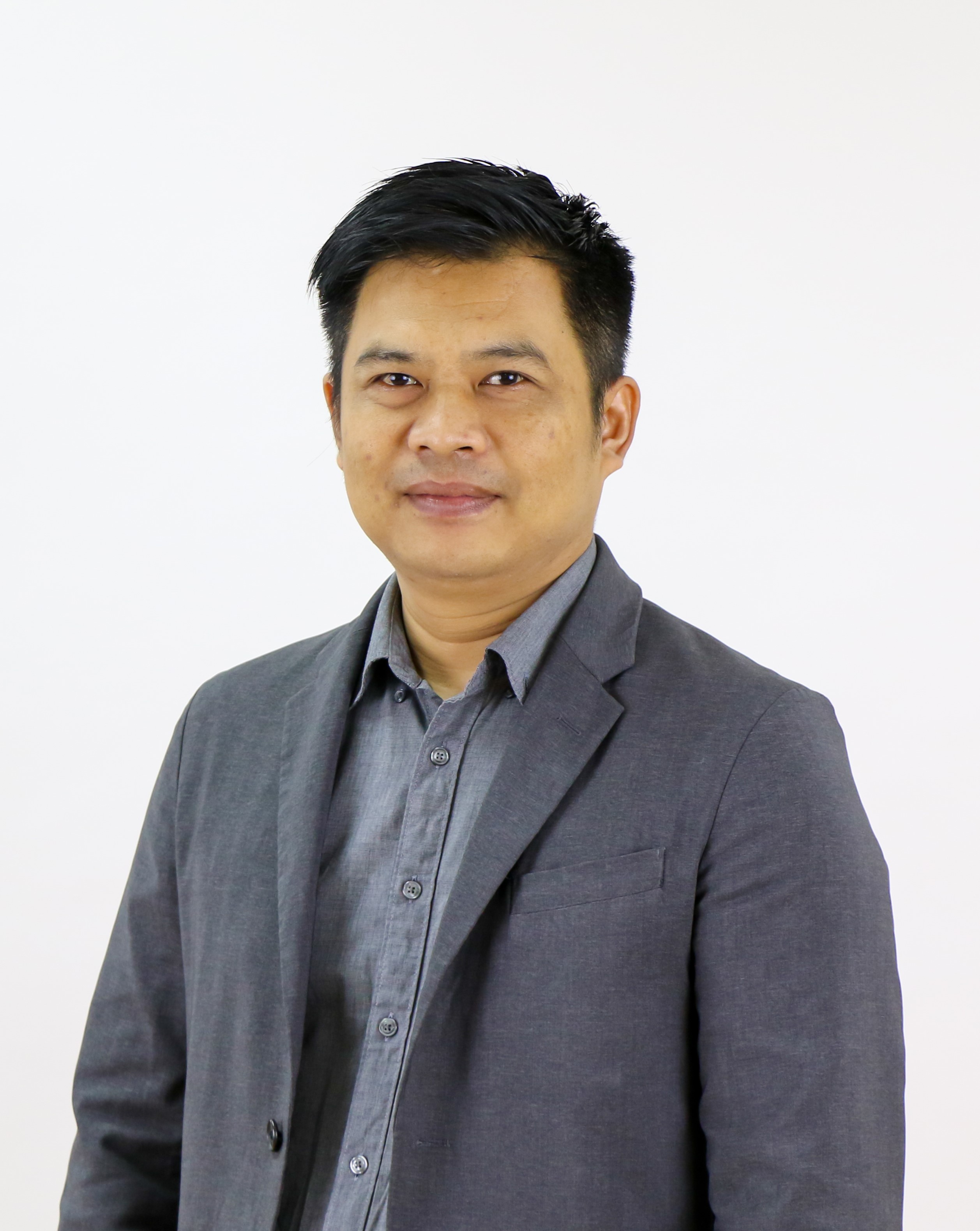 ผศ.ดร.พฤกษ์ โปร่งสำโรง