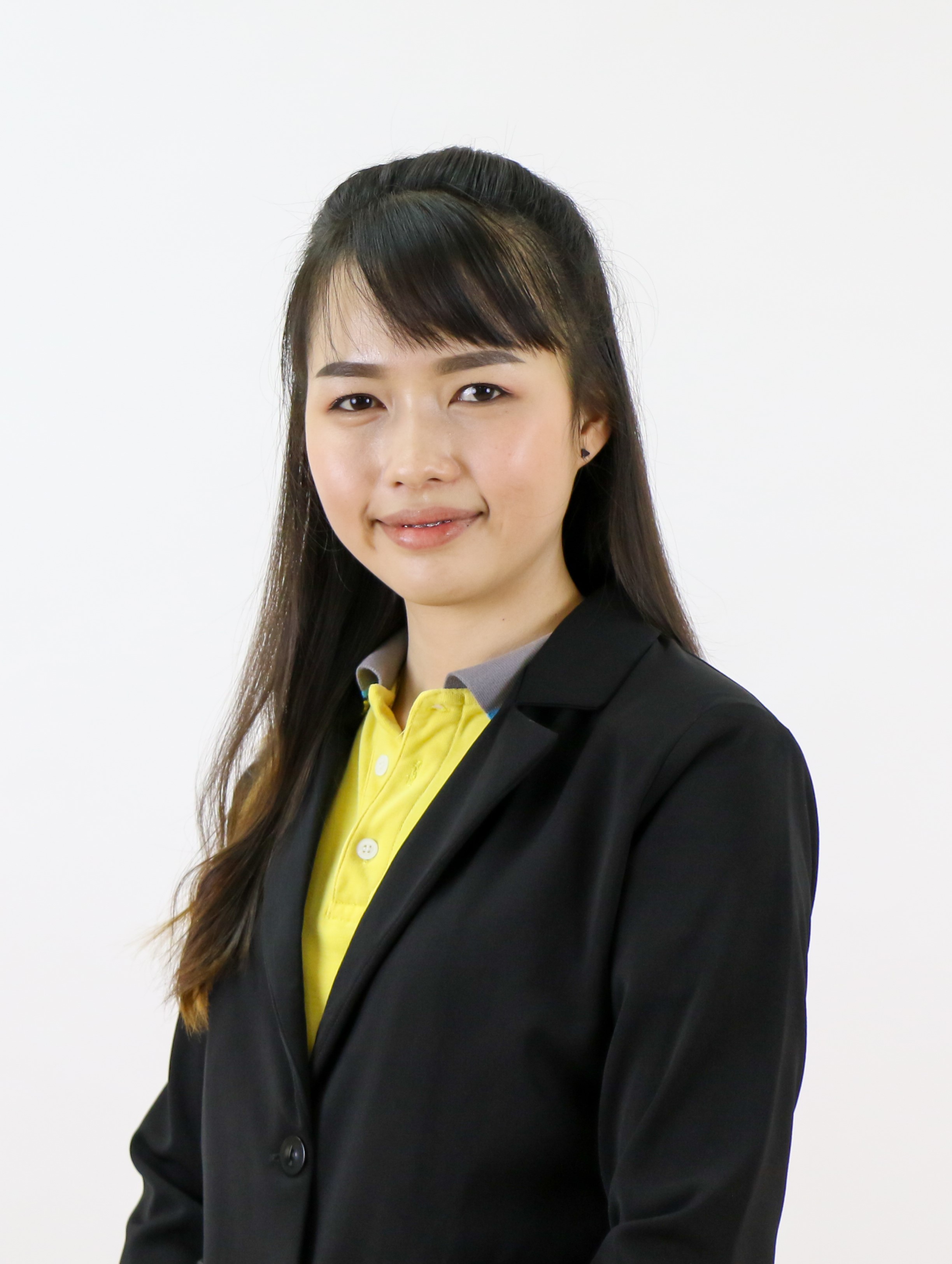 คุณอรสา จั๊กจั่น